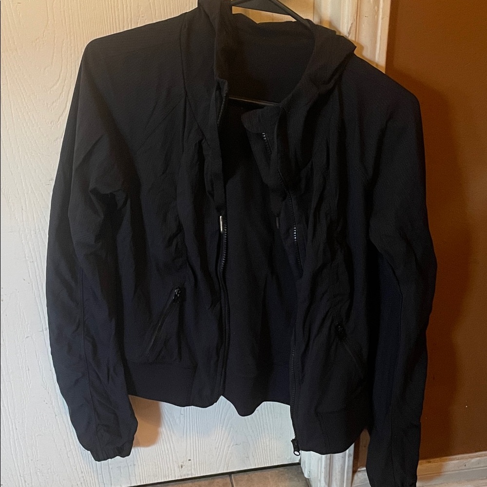 lululemon athletica Women’s Black Windbreaker